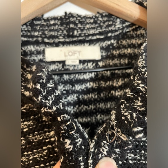 LOFT Sweater Womens Large Black White Chunky Knit Cardigan Wool Blend Casual - Picture 10 of 11